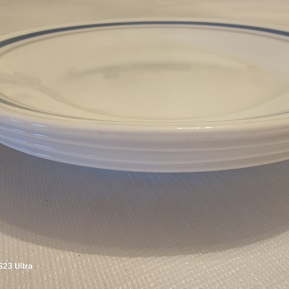 Corelle Corning INDIGO (4) Dinner Plates 10 1/4" & (4) Salad Plates 6 1/2" - Picture 5 of 12